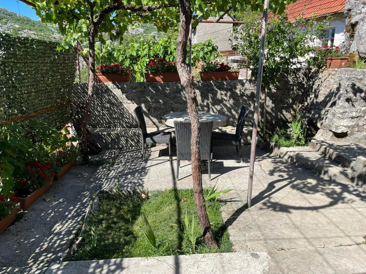 Una Apartment Cetinje Exterior photo
